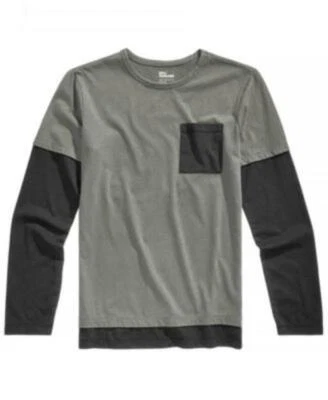 Camiseta Epic Threads Boy Gris Negra Aspecto de Capas $28 TINI {&} Foto 1 de 2