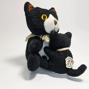 Vintage Japanese Cat doll holds a baby and the baby moves towards its mother. - Picture 1 of 14
