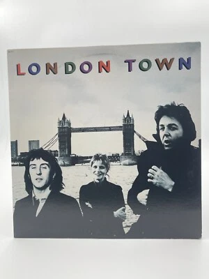 WINGS LONDON TOWN LP VG+ VINYL RECORD CAPITOL FREE SHIPPING - Image 1 of 4