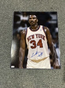 Charles Oakley New York Knicks Signed 16x20 Photo TriStar Hologram - Picture 1 of 3