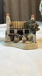 1988 David Winter Cottages Scottish Collection The House On The Loch No Box - Bild 1 von 5