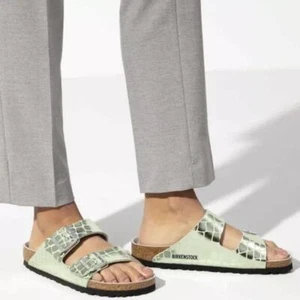 Birkenstock Arizona Metallic Gator Gleam Mineral/Green Sandals Women’s Size 39 - Picture 1 of 9