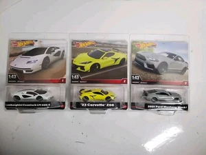 Hot Wheels 1:43 Premium Lamborghini Countach & Corvette & Ford Mustang NEW - Picture 1 of 5