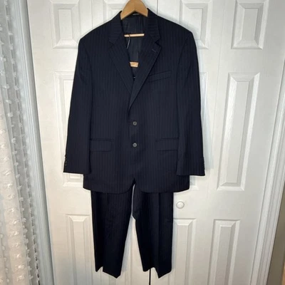 Lauren Ralph Lauren Navy Blue Pinstriped Wool Two-Piece Suit 42R 34X30 Trousers - Image 1 of 4