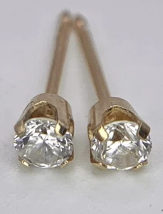 Vintage Studex .585 14k Yellow Gold Cubic Zirconia Stud Pierced Post Earrings - Picture 1 of 7