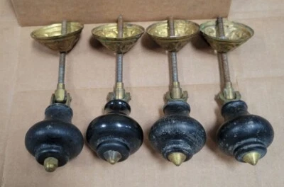 Lot of 4 Circa 1890 Wood Teardrop  Drawer Pulls - Изображение 1 из 4