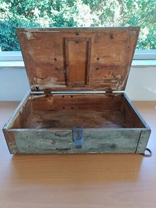 Cassa In Legno per accessori e ricambi mitragliatrice Breda mod. 37 2GM - Foto 1 di 8