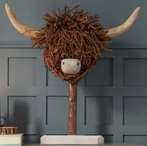 Voyage Maison Highland Cow Hand Crafted Wooden Head Sculpture Brown Home Coming - Picture 1 of 3