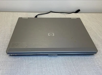 Lot of 2 HP EliteBook 6930p Intel Core 2 Duo (P8400 2.26GHz 4GB RAM) (PARTS) - Image 1 of 3