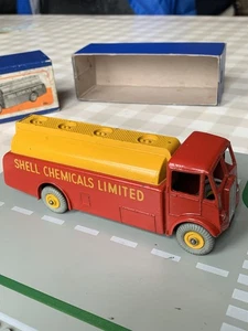 AEC Shell Tanker Dinky 591 - Picture 1 of 12