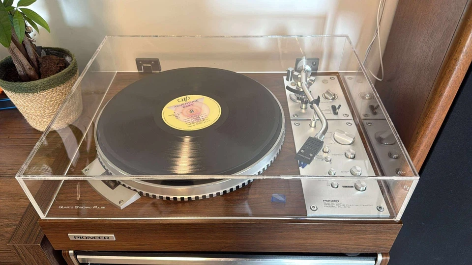 Dust Cover for Pioneer PL-570 Turntable - Image 1 of 1