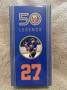 NUOVO CON SCATOLA NY ISLANDERS JOHN TONELLI BOBBLEHEAD SGA NHL HOCKEY LEGGENDA 50° ANNIVERSARIO - Foto 1 di 7
