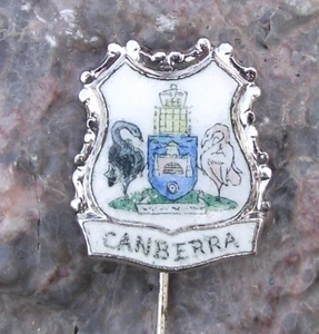 Vintage Canberra City Australia Heraldic Crest Coat of Arms Pin Badge - Picture 1 of 2