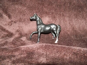 Breyer Stablemate Morgan Stute Black Horse Figur *BESCHREIBUNG LESEN* 1976 - Bild 1 von 3