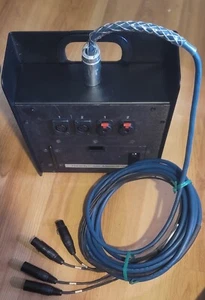Whirlwind custom stage box with (2) 3 pin xlrf and (2) trsf to approx 20' Cable - Picture 1 of 3