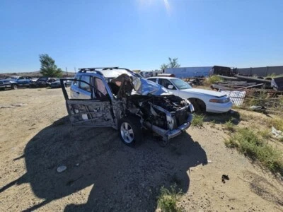 Pinza de freno de disco trasera derecha usada se adapta a: Subaru Forester 2011 trasera 2,5 L exc. STi Foto 1 de 4