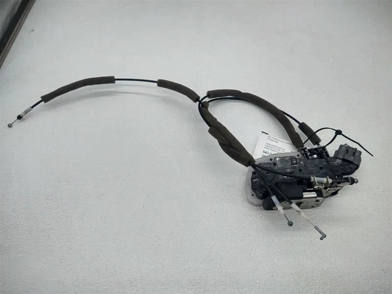 Nissan Altima 2012 actuador de bloqueo trasero derecho OEM  Foto 1 de 4