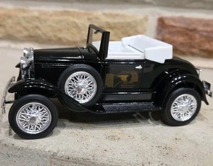 Liberty Classic #01578 1:25 Diecast Model "A" Roadster Bank With KEY - Picture 1 of 12