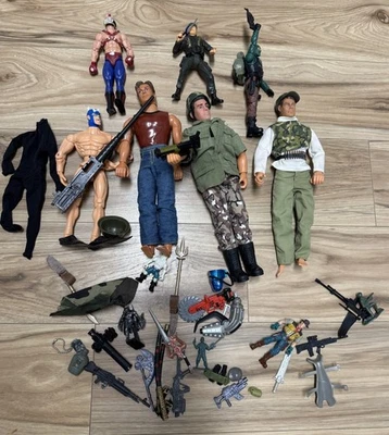 Vintage G.I. Joe GI Joe Lote de 4 Figuras 12" y 2 Ps 7" Más Accesorios y Más Foto 1 de 4