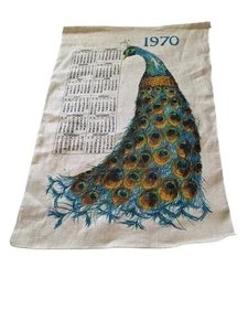 Calendario da parete arazzo misto lino pavone 1970 vintage - Foto 1 di 8