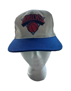 New York Knicks Hat/Cap Sports Specialties NBA Spellout White Snapback VTG 90s - Picture 1 of 10