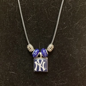 New York Yankees MLB- Lifetiles Necklace with Beads 18” - Picture 1 of 7