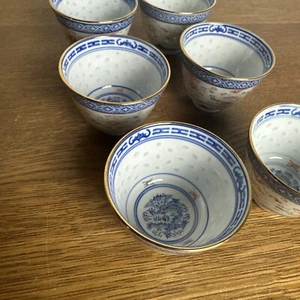 Tazza da tè cinese blu e bianca scultura lucciola fiore oro Sencha Chawan 6 riso - Foto 1 di 6
