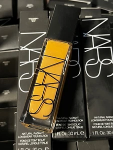 NARS Natural Radiant Longwear Foundation Fond De Teint 30ml Choose Shade - Picture 1 of 8