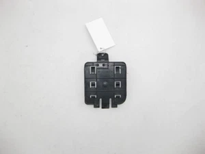 Mercedes-Benz  A1645451140 Plastic block holder ZGW ML W164 GL X164 - Bild 1 von 4