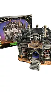 Lemax Dr Stretch Pulls Torture Factory 2004 Spooky Town with Issues Halloween - Bild 1 von 12