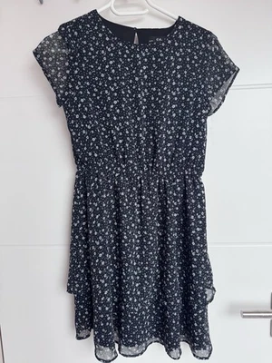 Kleid Gr. 158 schwarz Blümchen C&A Mädchen Kurzarm  - Bild 1 von 4