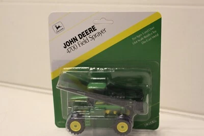 Ertl 1/64 John Deere 4700 Field Sprayer #5752 Early Pre Production Silver Tank - Image 1 of 4