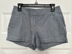 J Crew Women's Blue & White Striped Shorts - Size 4 - Picture 1 of 2