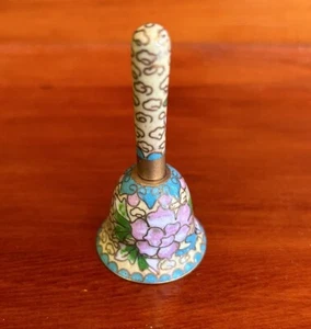 Vintage Cloisonné Brass Hand Bell Enamel Oriental Flower Design Small 6.5cm - Picture 1 of 8