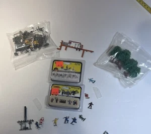 Lote: Nuevas figuras escala N paisajes del bosque: acentos escénicos, árboles de trabajadores, etc. - Imagen 1 de 12