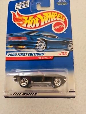 Hot Wheels 2000 First Editions #19 Of 36 Cars 1965 Corvette - Image 1 of 4