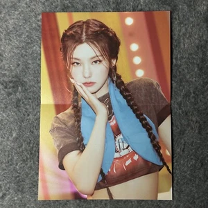 Yeji Official Mini Poster Itzy Cheshire Limited Edition Jyp Ent Kpop - Picture 1 of 2