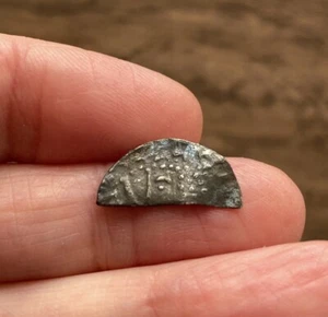 SCOZIA. GUGLIELMO I 'IL LEONE' (1165-1214). MEZZO PENNY ARGENTO "TAGLIO". - Foto 1 di 5