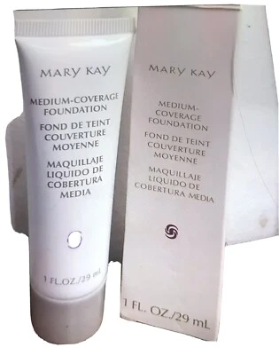 Mary Kay foundation Medium coverage Bronze 607 - Image 1 of 3