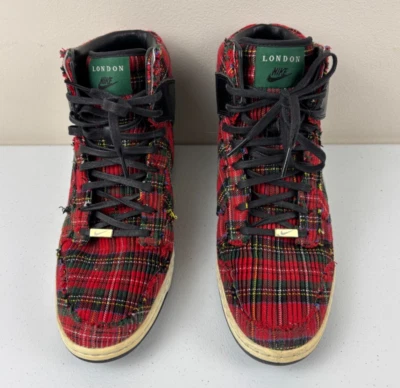 Women's NIKE London Dunk Sky Hi City FW QS Tartan Plaid  US Size 9.5 SNEAKERS - Image 1 of 4