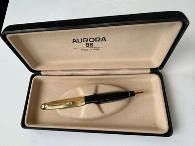 Aurora 88 圆珠笔,黑色树脂和镀金饰边全新带盒 — 第 1/4 张图片