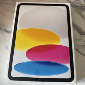 Apple iPad A16 11 inch 128GB Silver WiFi 11th Gen 2025 A3354  - Picture 1 of 3