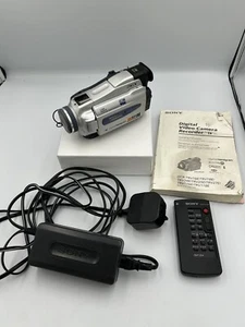 Sony DCR-TRV16E Mini DV Tape Digital Video Camera Handycam Charger Remote Manual - Picture 1 of 22