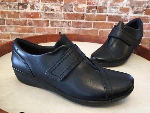 Scarpa comoda Clarks Everlay Dixie Monk Strap in pelle nera 8 NUOVA