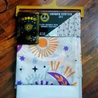 Nuevo Pack de 2 Cortinas de Ducha Set Símbolos Místicos Mágicos Sol, Luna, Ojos, Estrellas... Foto 1 de 4