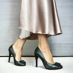 DOLCE & GABBANA Black Python Leather Bow Detail Pumps, Size 38.5 - Picture 1 of 14