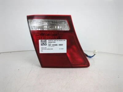 Luz trasera/trasera en puerta trasera lado pasajero Lexus LS 460 2006-2023 Foto 1 de 4