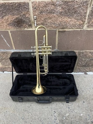 TROMPETA BACH TR500 leer para más detalles Foto 1 de 4