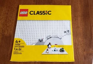 LEGO #11026 WHITE BASEPLATE 10 X 10 *NEW IN PACKAGE* - Picture 1 of 3