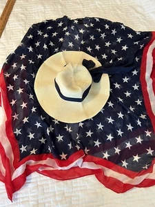 Cappello da sole Steve Madden copricostume da bagno stelle righe confezionabile Rhauna avvolgente taglia unica - Foto 1 di 7